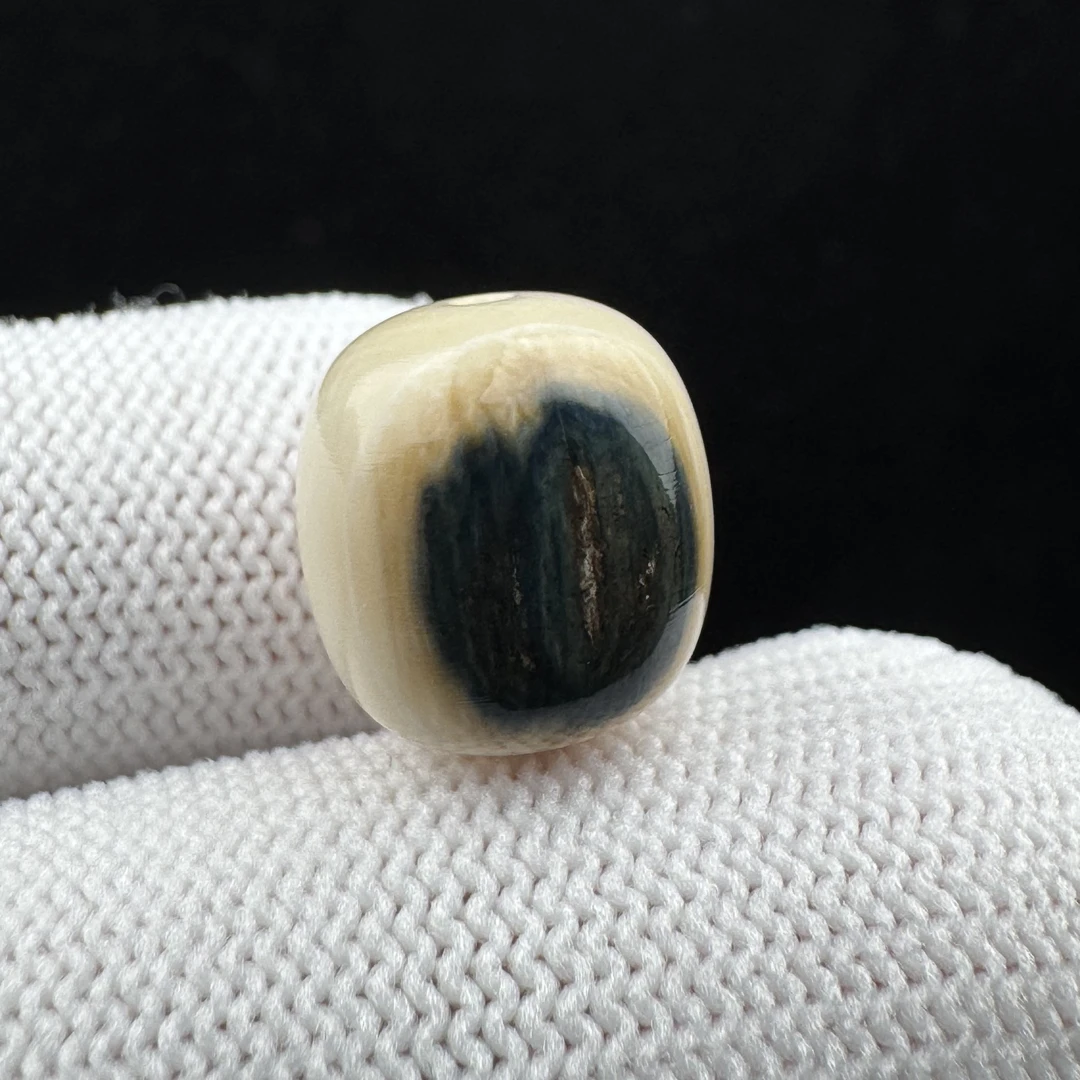 D6126天然猛犸牙 蓝皮老型珠12.2*13mm 支持鉴定 假一罚四