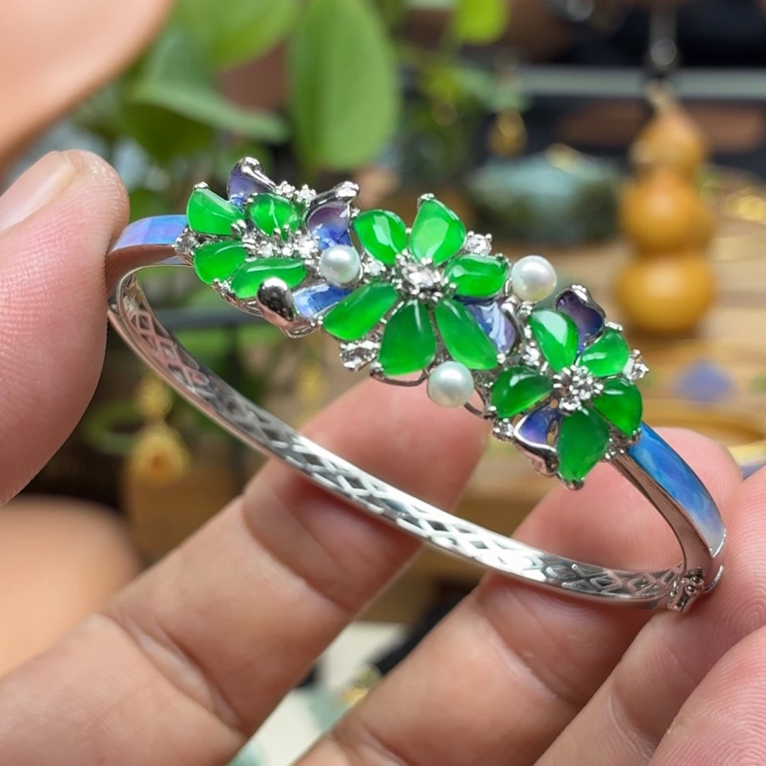 翡翠18K金镶嵌手镯