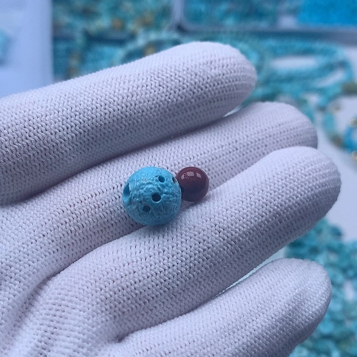 南红玛瑙未镶嵌珠宝奇石