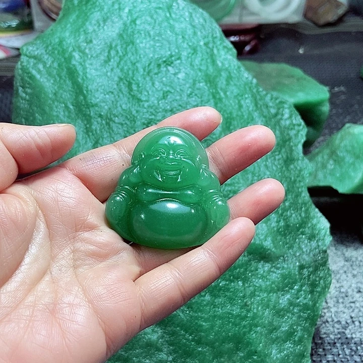 新疆东陵玉挂件佛公