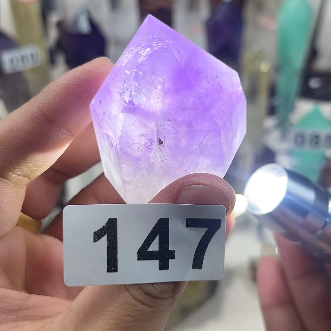 未镶嵌水晶大型摆件（非配饰）紫阿赛（微瑕）