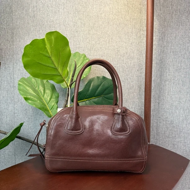 头层植鞣重油脂牛皮女包保龄球包时尚大气手提斜挎包15326