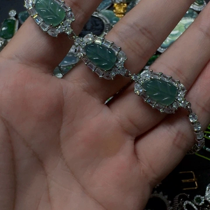 翡翠未镶嵌项链天然A货翡翠放漏