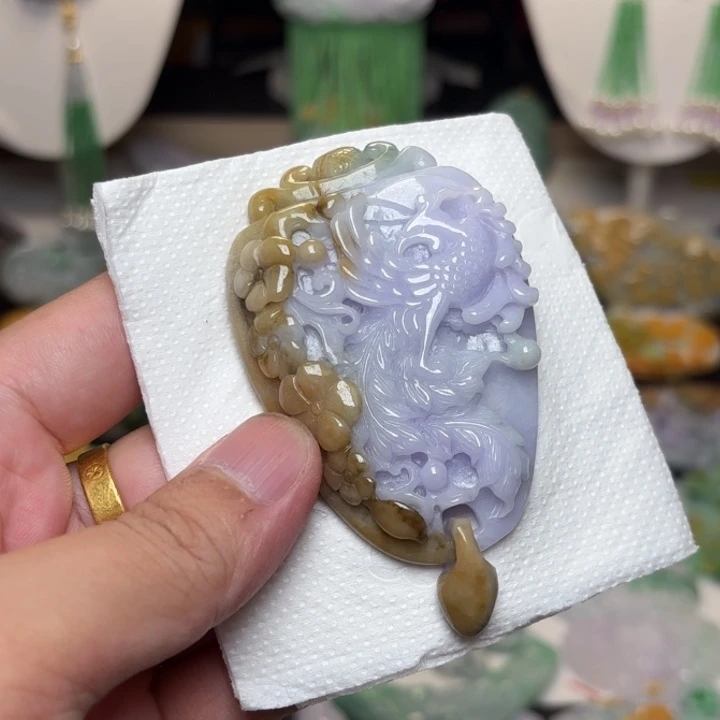 颈饰未镶嵌翡翠吊坠