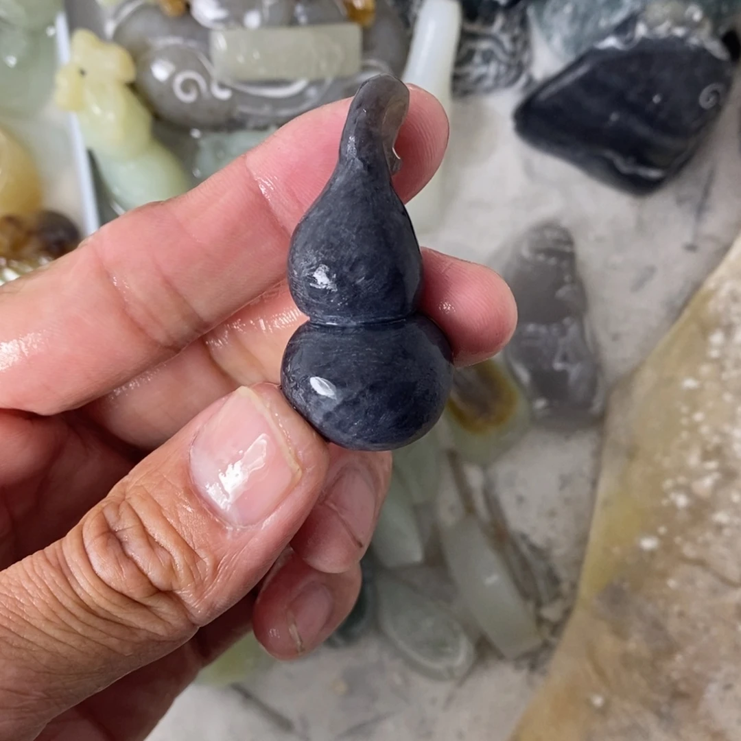 和田玉（糖玉）未镶嵌吊坠(不含链)