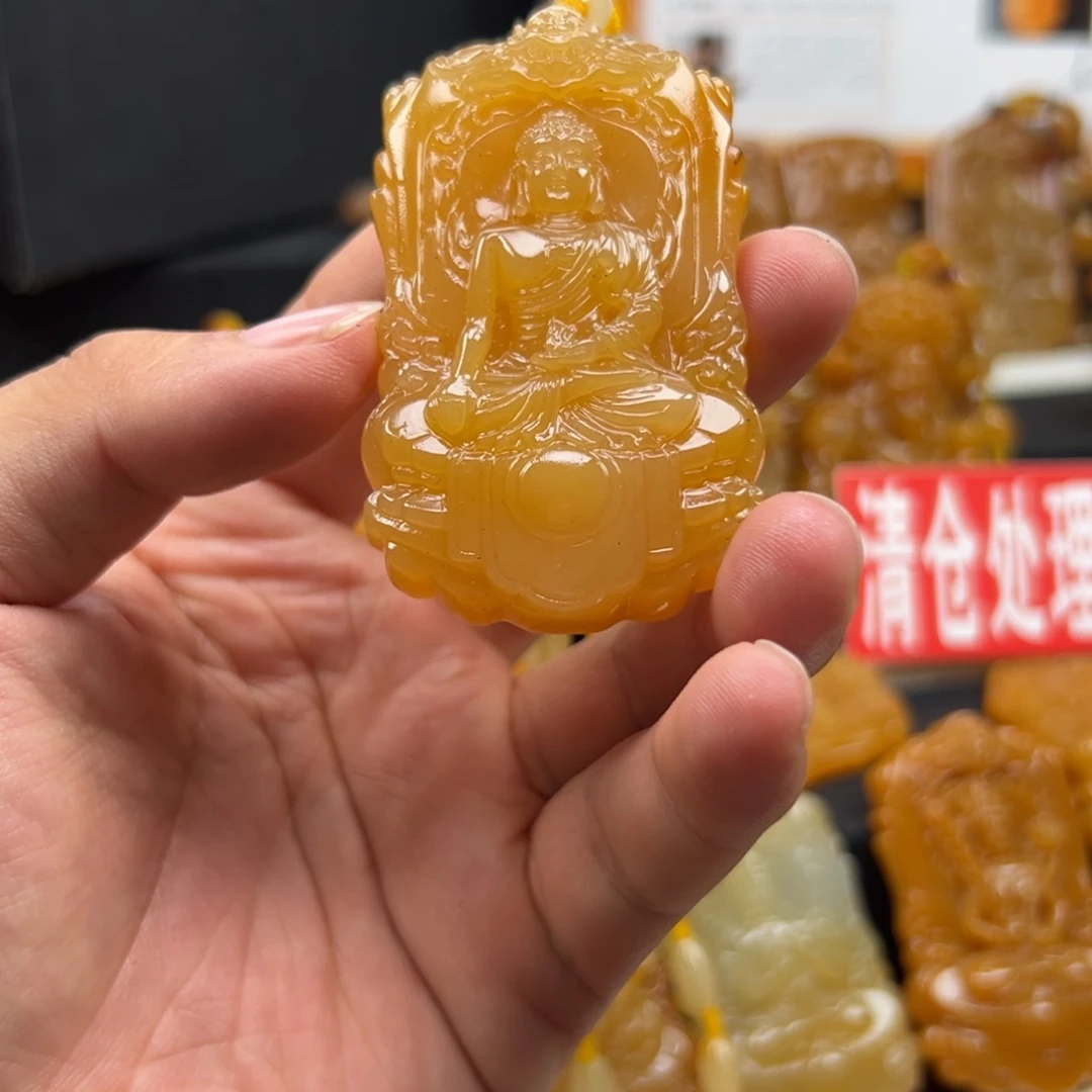 未镶嵌石英质玉（黄龙玉）黄龙玉