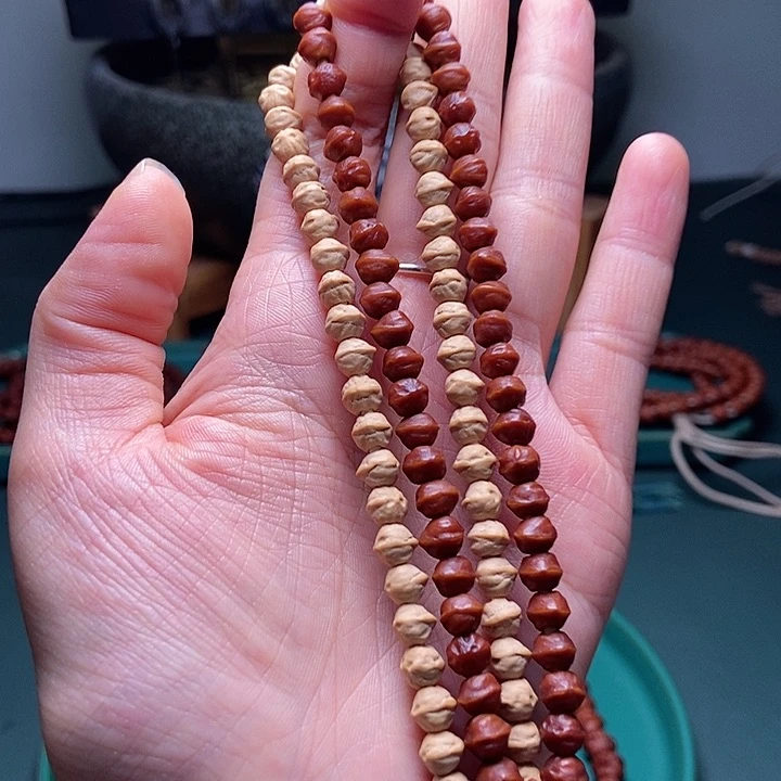 柏香籽/百香籽吊坠65.5