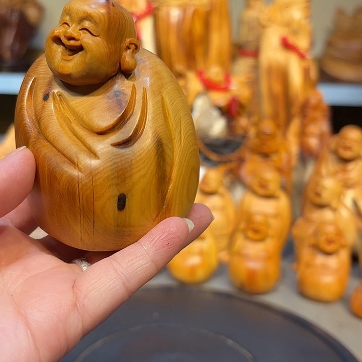 柏木太行崖柏弥勒佛