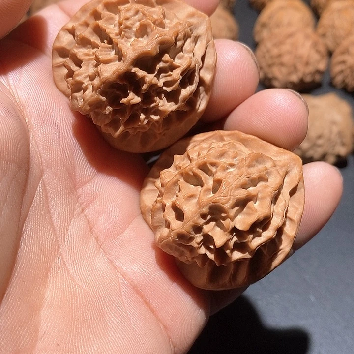 吊坠文玩核桃N**e龙鳞