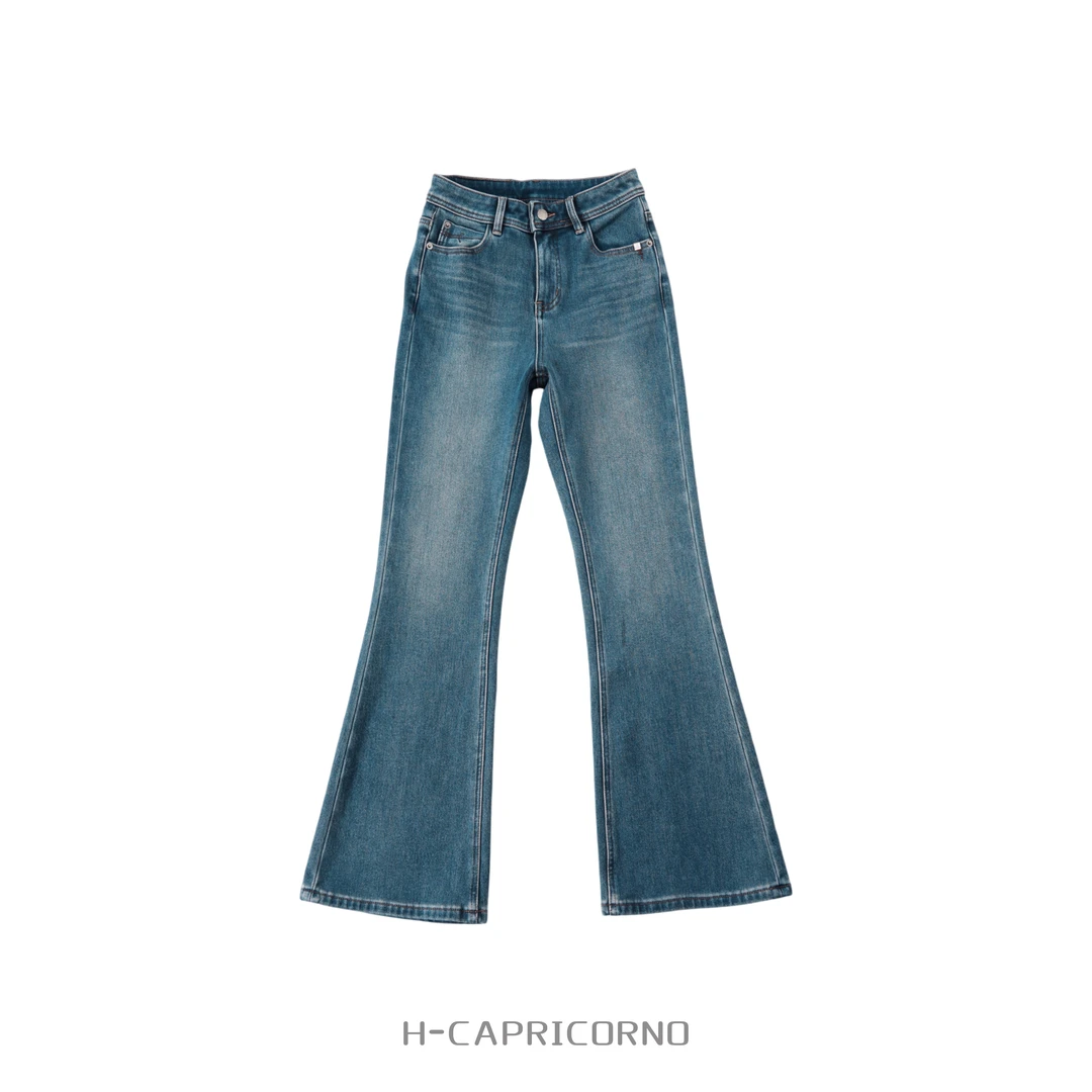 H-CAPRICORNO暖冬神裤复合绒修饰腿部线条微喇叭紧致弹力牛仔裤