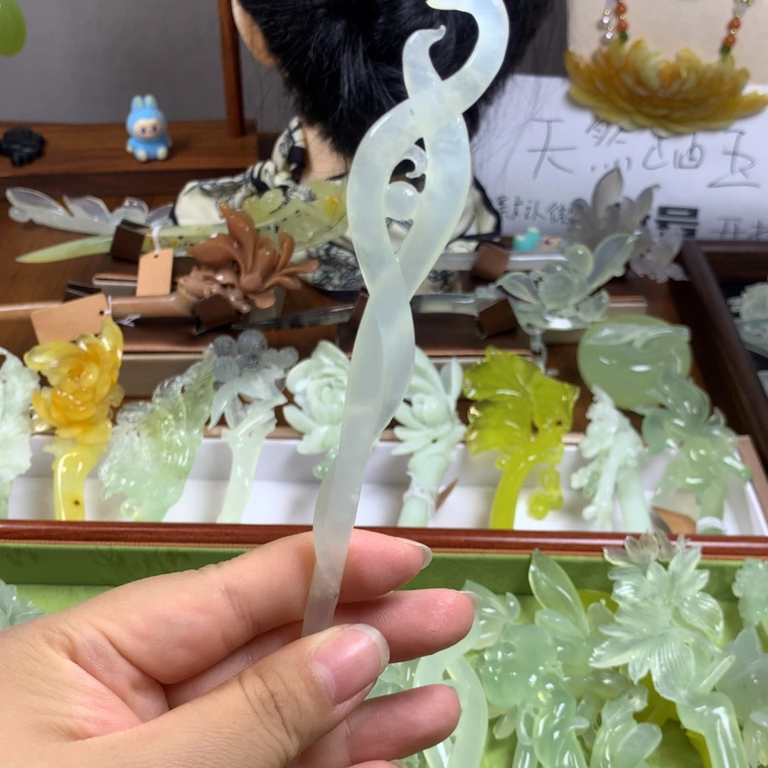 蛇纹石玉未镶嵌发饰