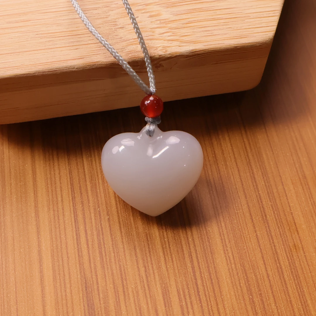 和田玉烟紫心心 高18厚12mm精美 时尚 气质 百搭 手工