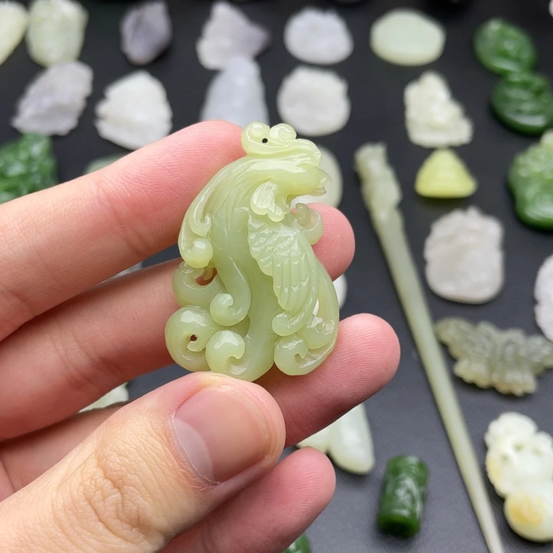 【闪购商品】颈饰未镶嵌和田玉