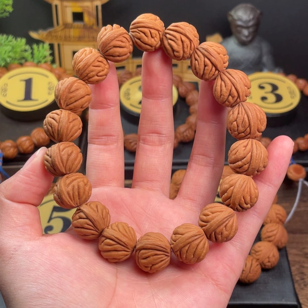 吊坠桃核祥云纹16