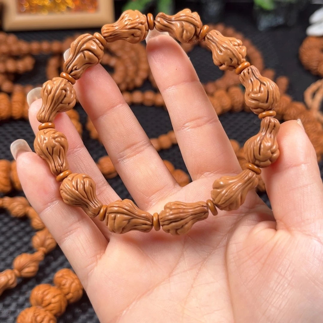 【闪购商品】桃核手串＂****言Y13链接手串