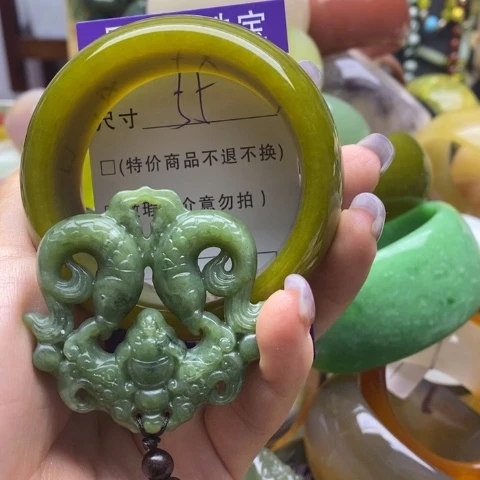 未镶嵌蛇纹石玉手镯