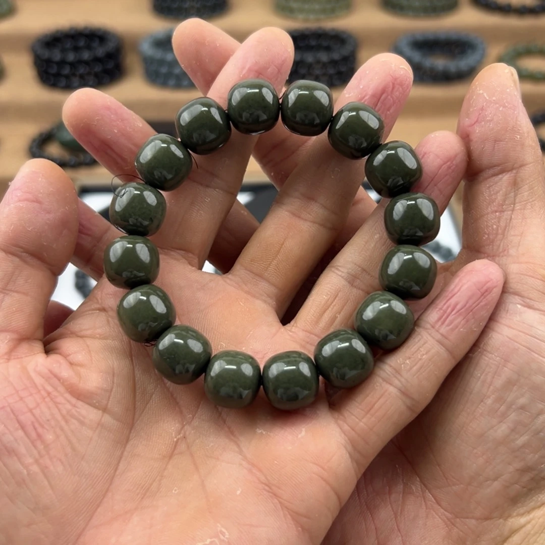 颈饰未镶嵌和田玉14老型