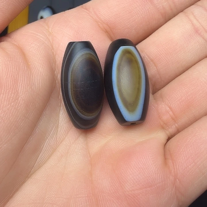 用***6石英质玉（非洲翠）未镶嵌缠丝