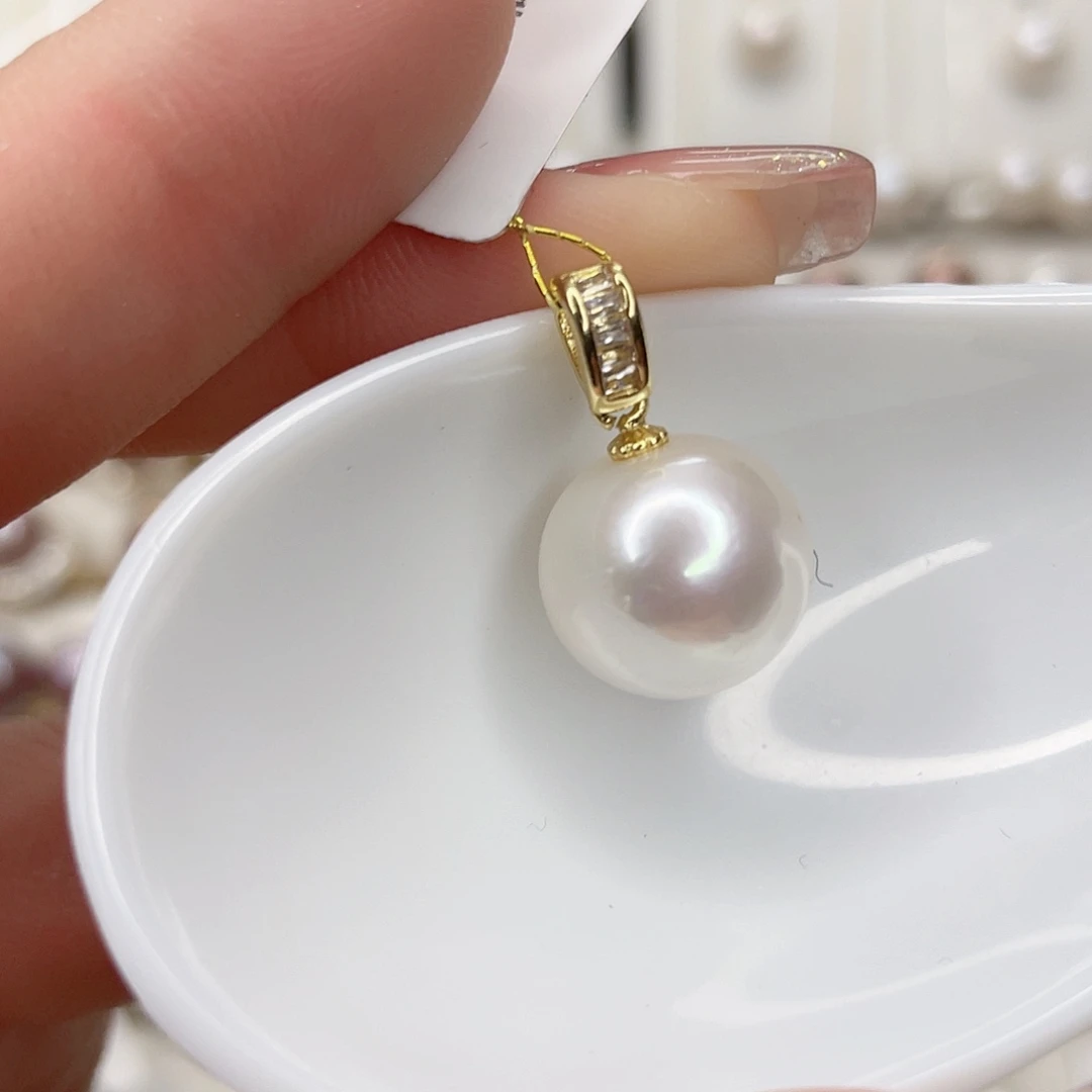 淡水珍珠吊坠(赠链)未镶嵌