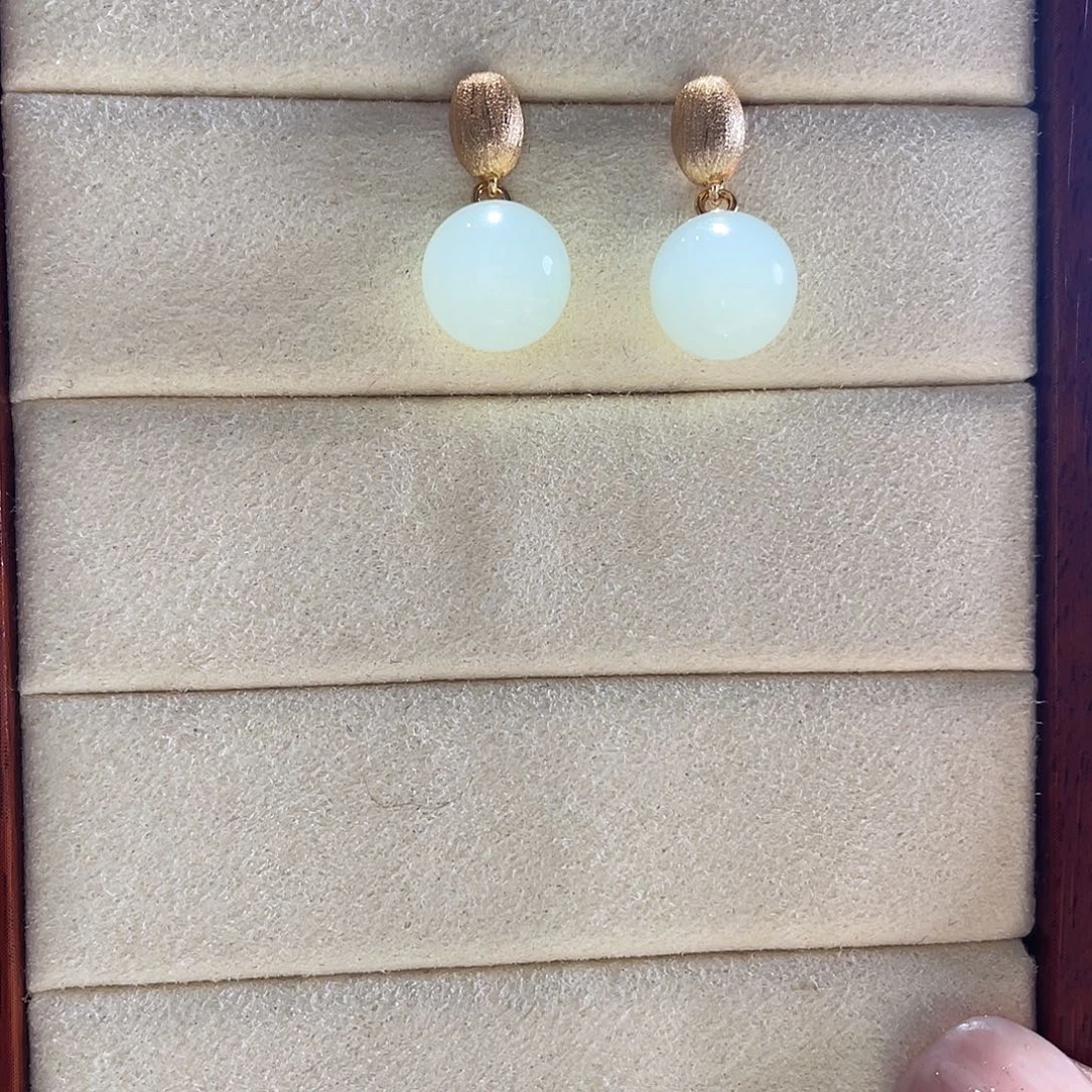 和田玉银S925镶嵌耳饰大气款