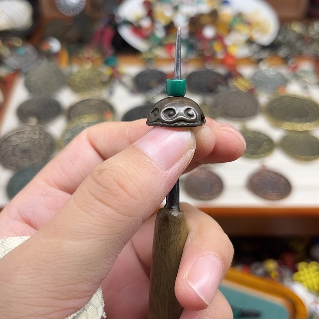 无***攀铜铁合金类藏地精美配件