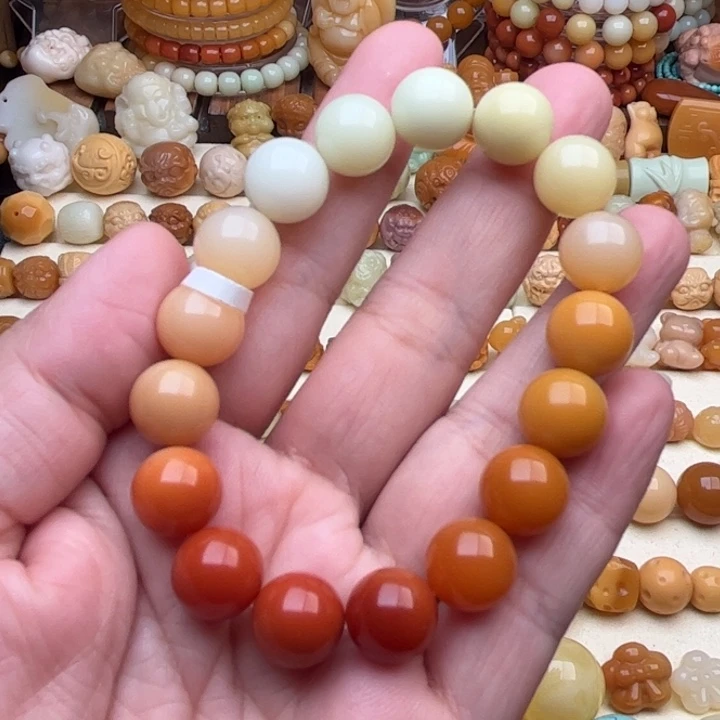 未镶嵌石英质玉（缅黄）珠宝半成品