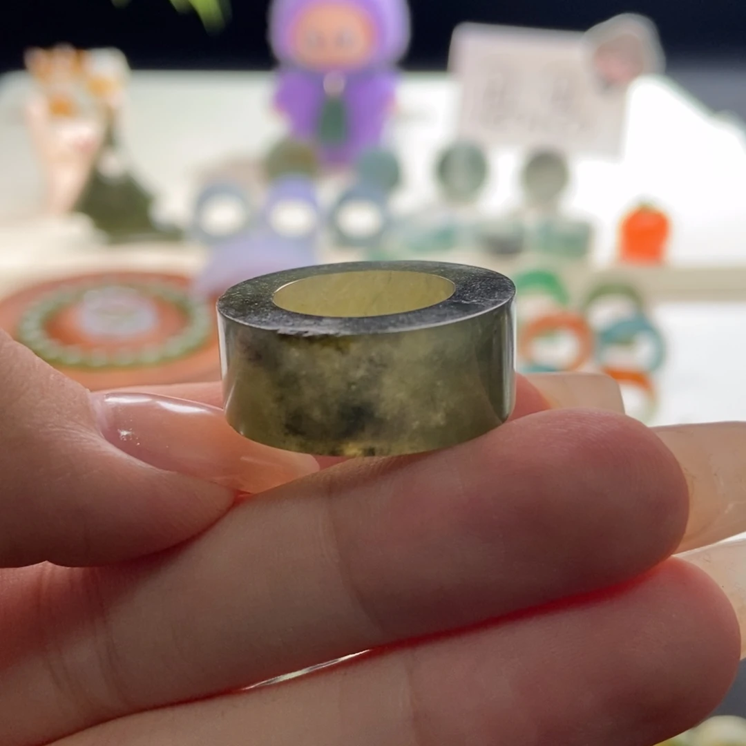 未镶嵌定制翡翠定制黄绿乌鸡