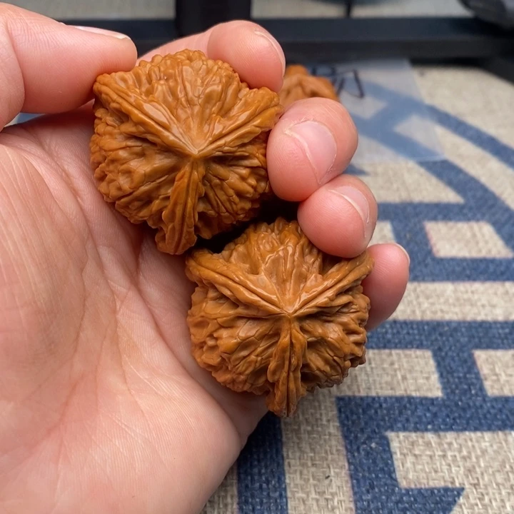 吊坠文玩核桃广****馆三棱