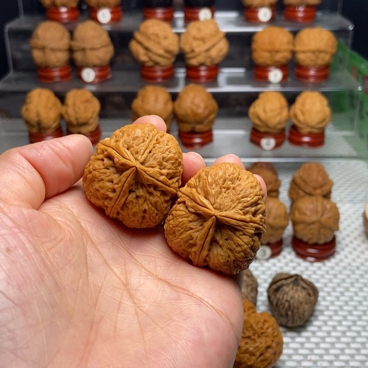 把件文玩核桃40三棱