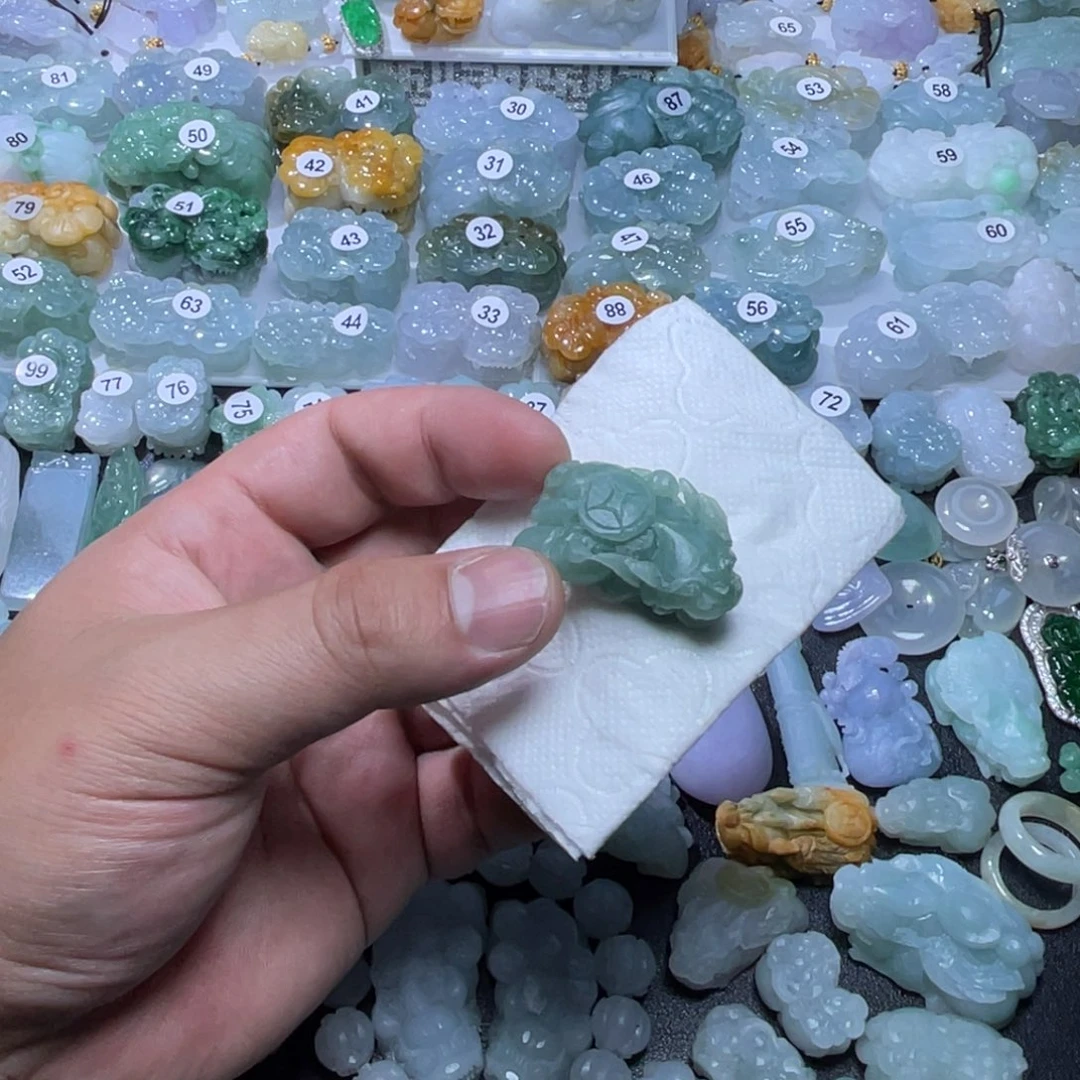 定制翡翠未镶嵌天然