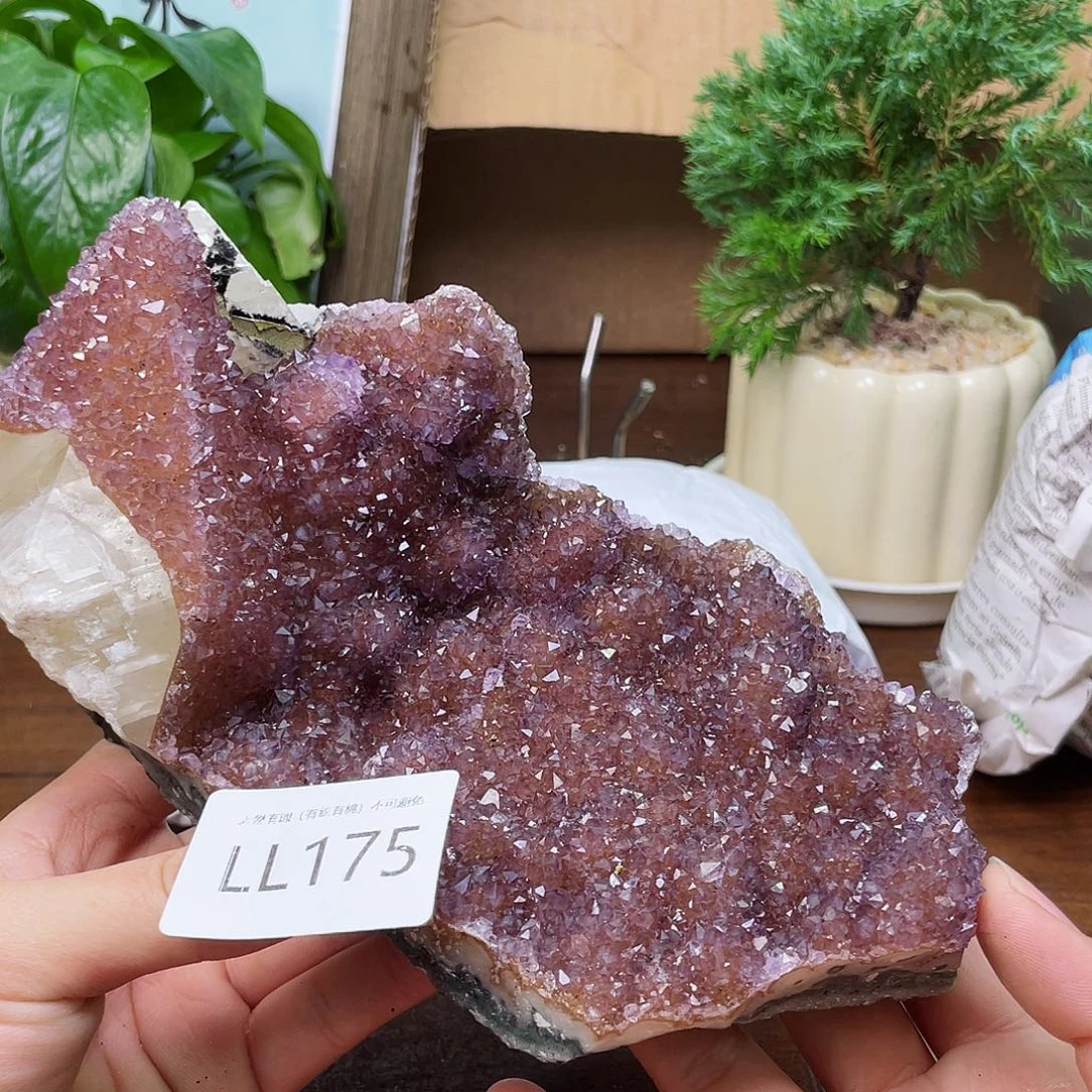 未镶嵌大型摆件（非配饰）水晶