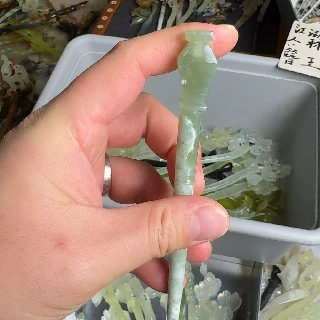 蛇纹石玉未镶嵌发饰