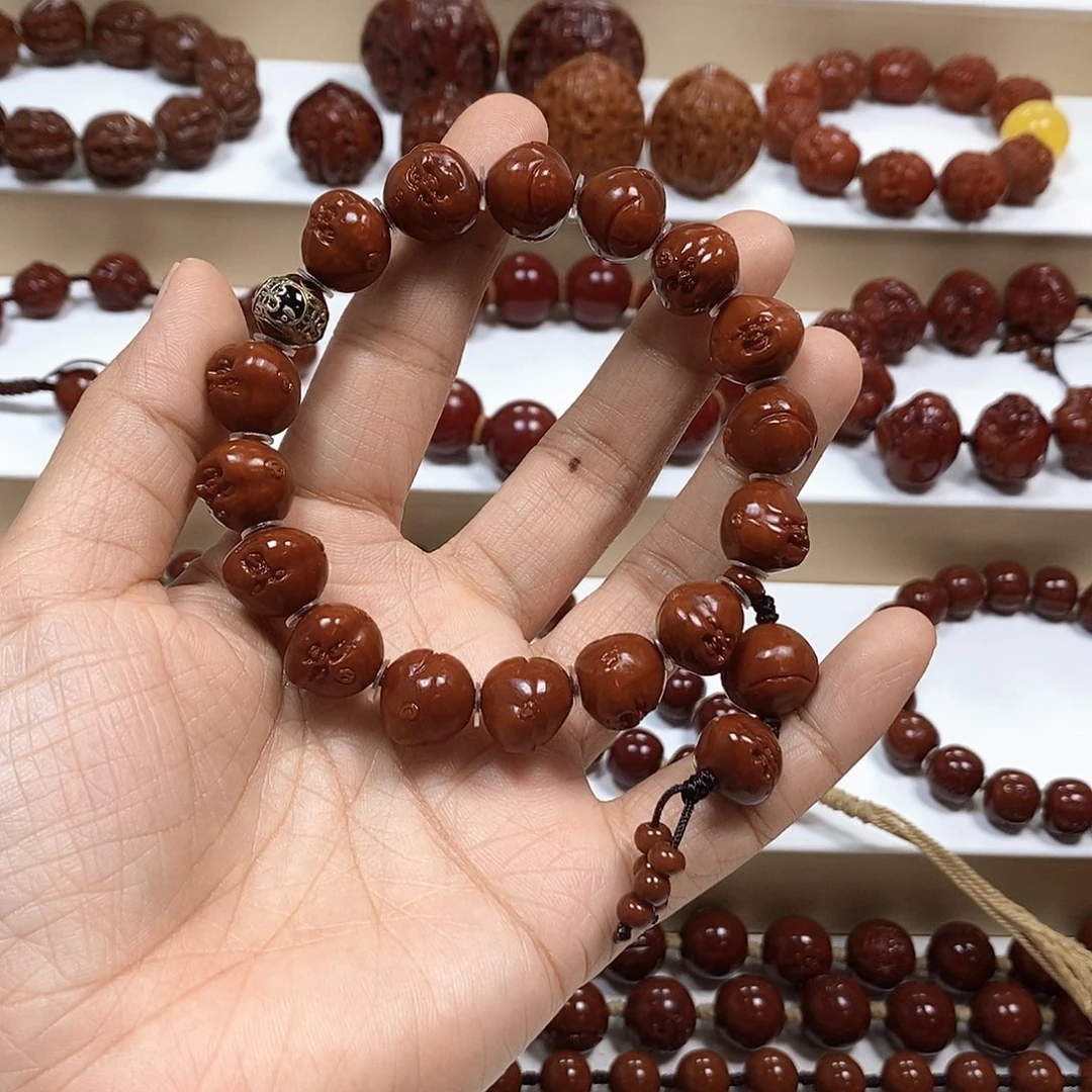 东***校橄榄核手串橄榄核