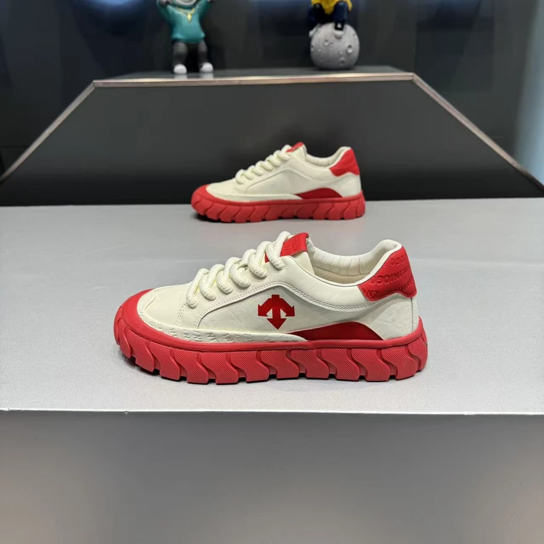 2025秋冬新款平跟百搭简约日常拼色低帮时尚休闲男鞋