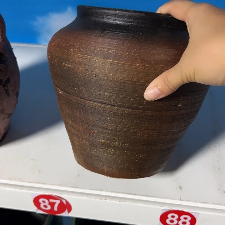 微瑕土陶咖色坛子高20口14默认打孔