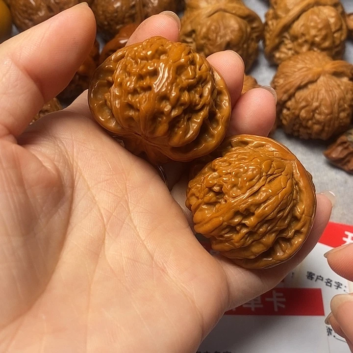 吊坠文玩核桃白狮