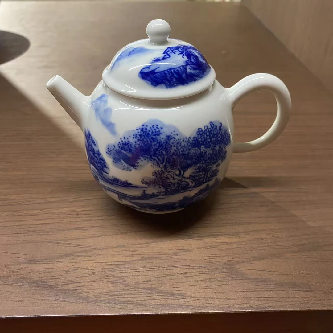 景德镇陶瓷青花山水壶