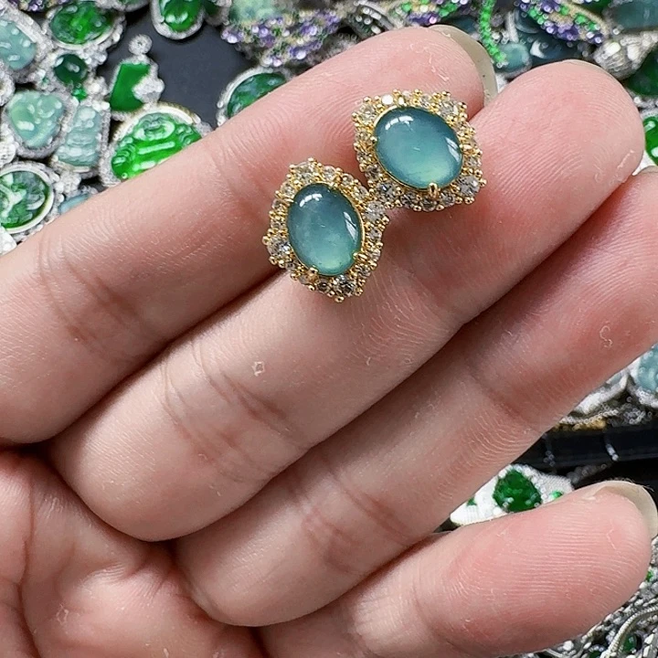 翡翠颈饰未镶嵌天然A货翡翠放漏