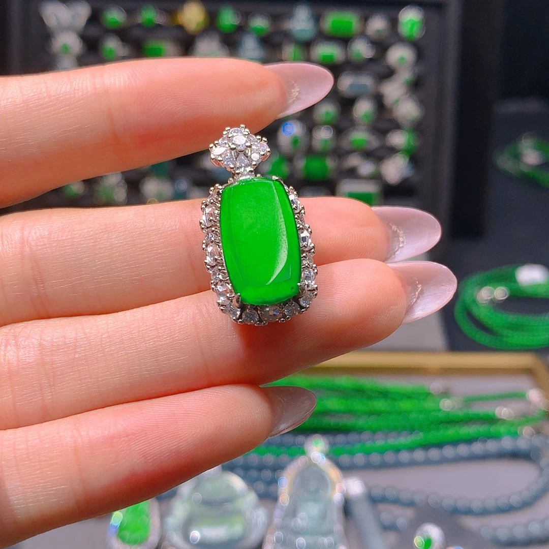 翡翠未镶嵌耳饰天然翡翠