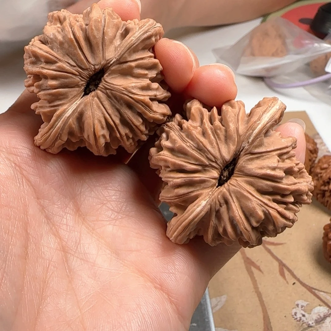 文玩核桃吊坠秦皇楼47-963-50.82克