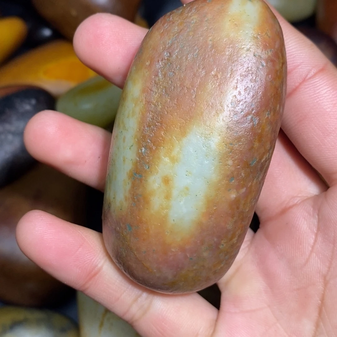 和田玉未镶嵌珠宝奇石