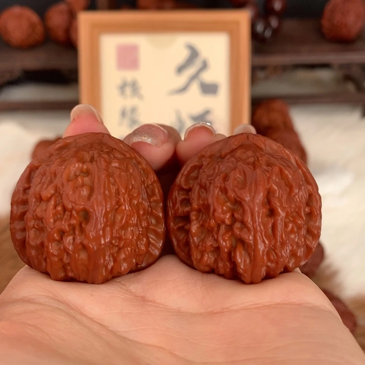 文玩核桃把件39全品白狮子