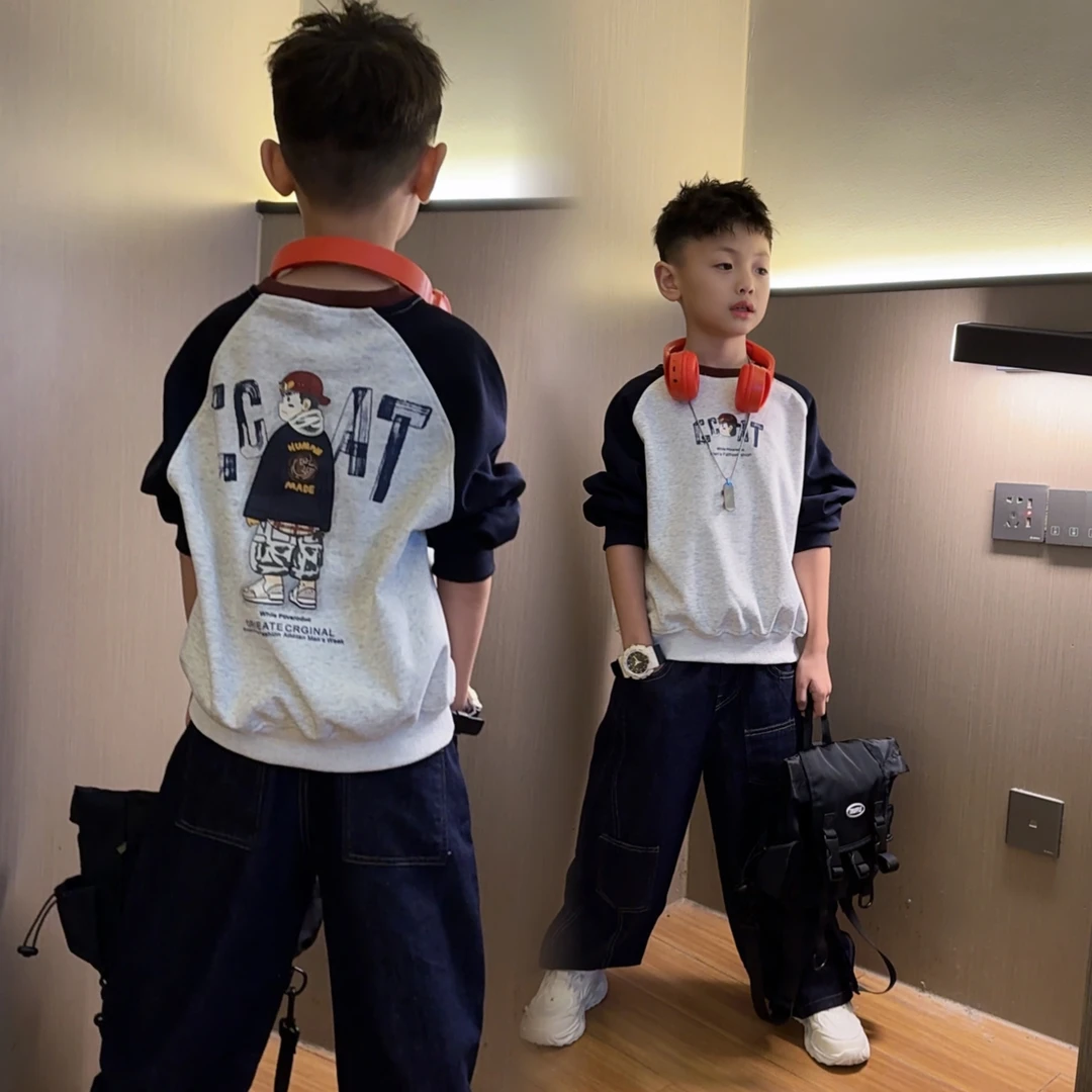 春秋新款撞色儿童男孩帅气套头卫衣上衣韩版拼色上衣牛仔裤套装