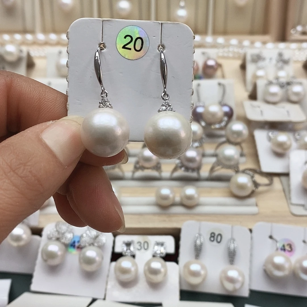 银S925镶嵌淡水珍珠颈饰