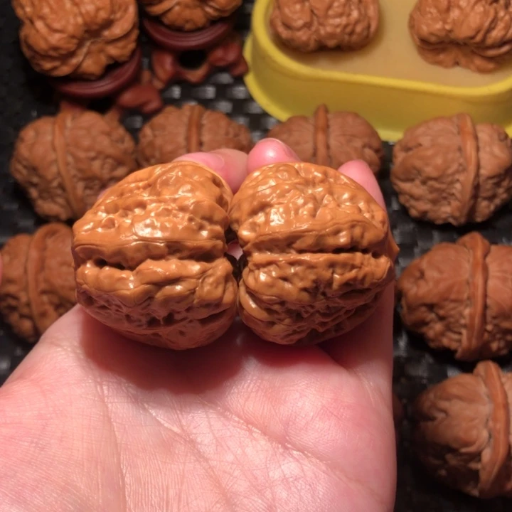 言***楷把件文玩核桃三角蛙