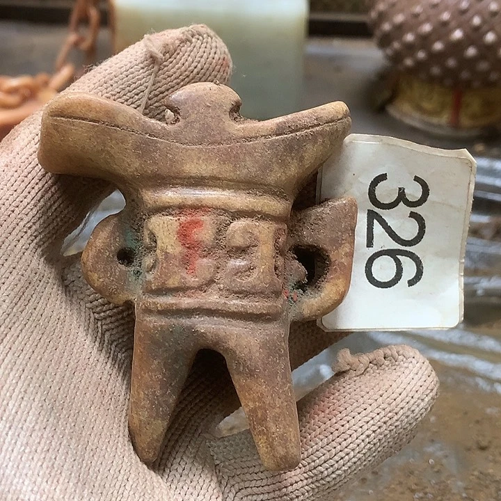 未镶嵌和田玉挂件