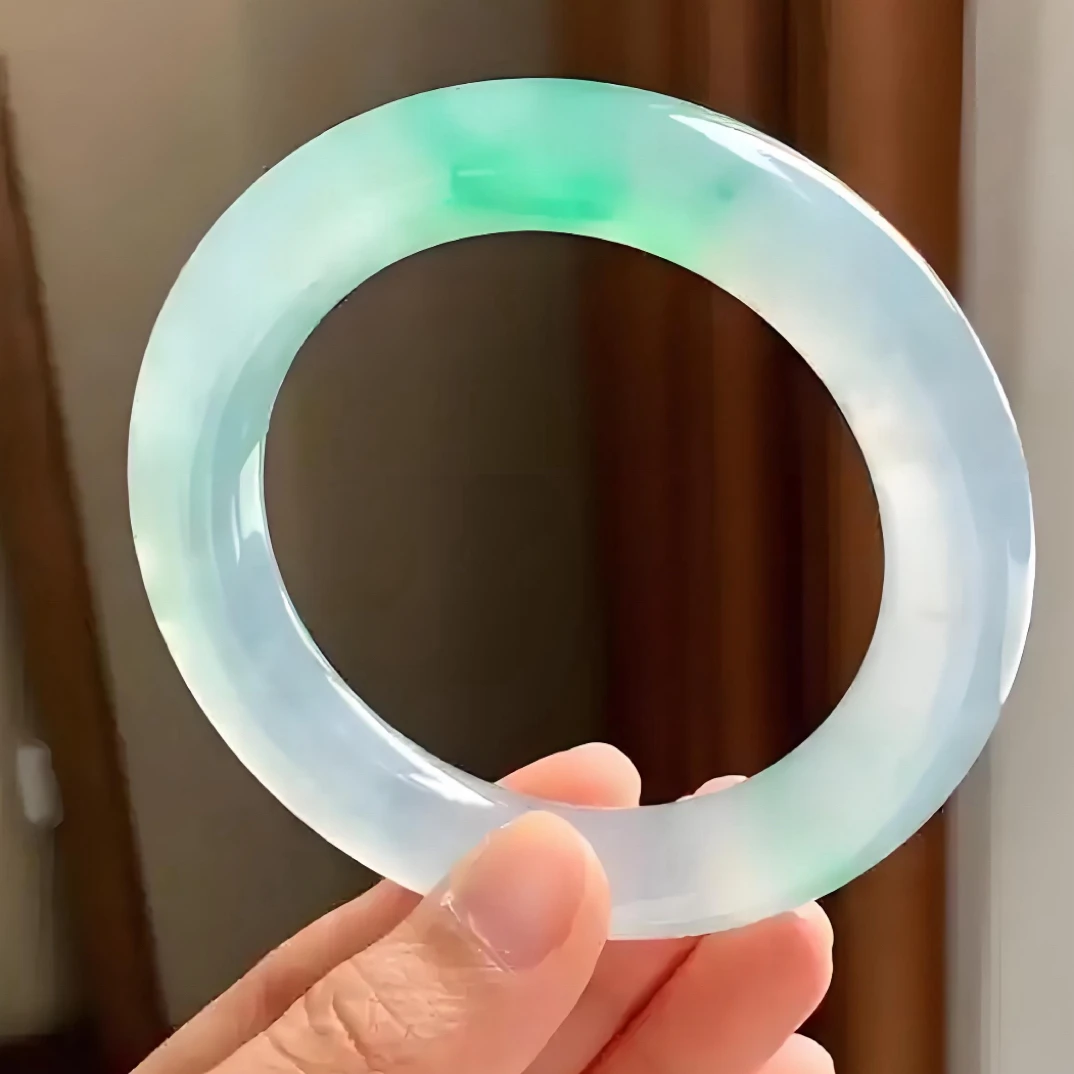 翡翠手镯圈口测量方法