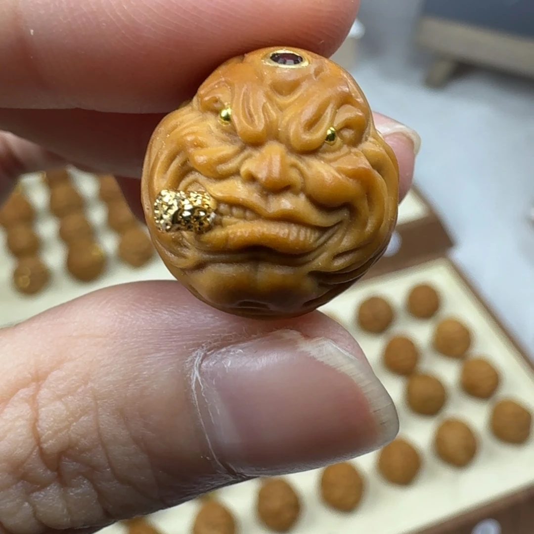 吊坠猴头核桃重工 大亨烟鬼