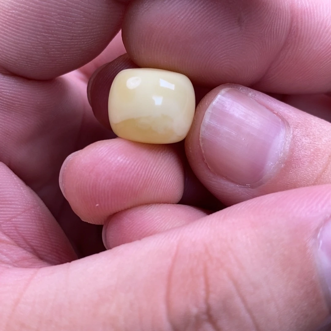 未镶嵌蜜蜡裸石不****你