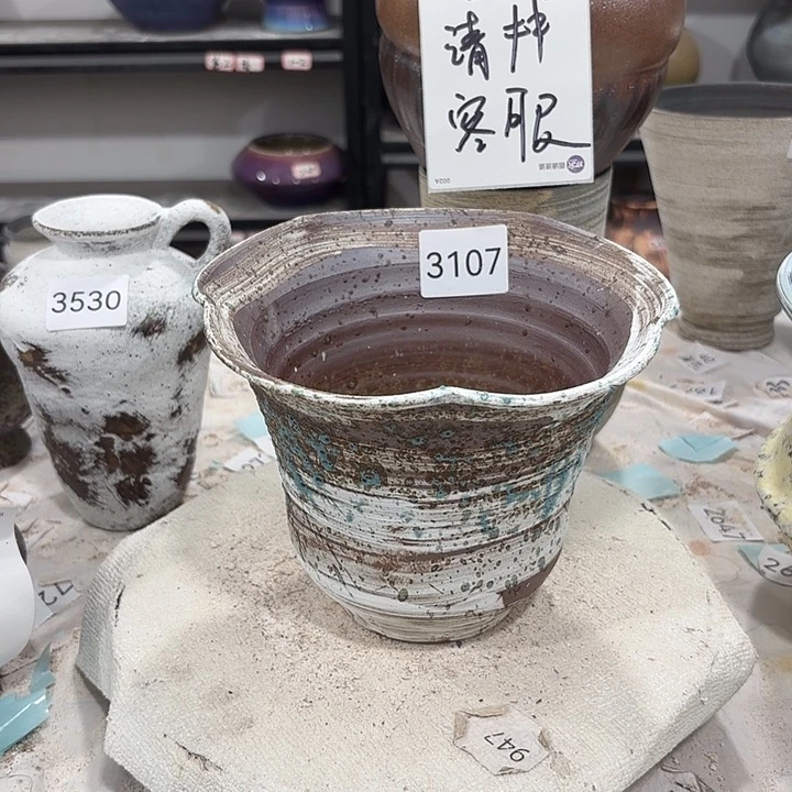 摆件高14，口18，无孔3170